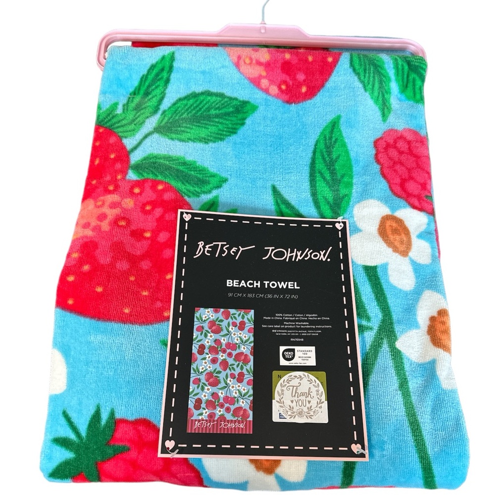 Betsey Johnson Bath Towel